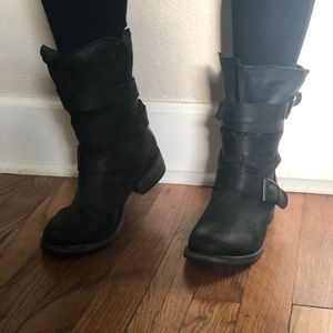 Motorcycle boots